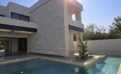 Condo in Yucatán Country Club, Yucatan, Mexico 1