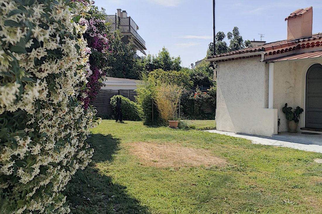 Maison à Val Fleuri-Montaleigne, Cagnes-sur-Mer, France 1 - 18706959