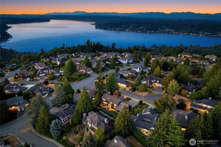 House in Bellevue, Washington, United States 2 - 18712922