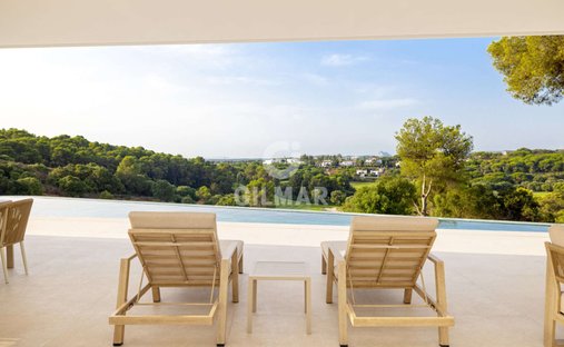 Villa in Sotogrande, San Roque, Andalusia 1
