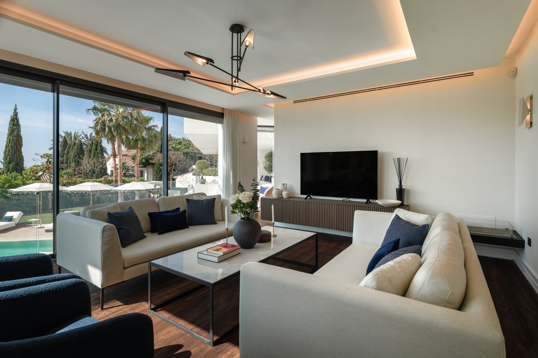 Villa in Cancelada, Estepona, Andalusien 3 - 18703427