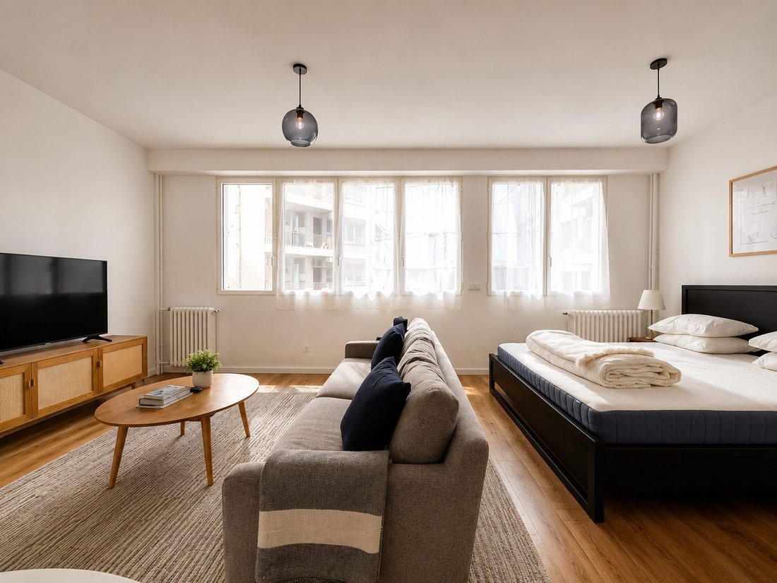 Apartment in Elysées-Madeleine, Paris 8e Arrondissement, Paris 5 - 18708299