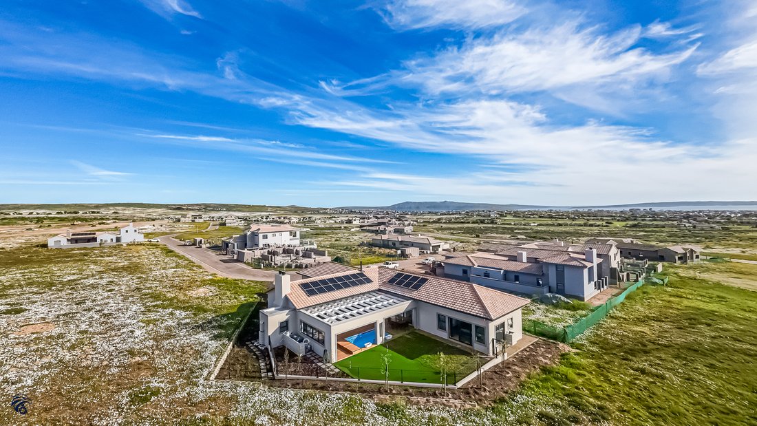 House in Country Club, Western Cape, South Africa 1 - 18707827