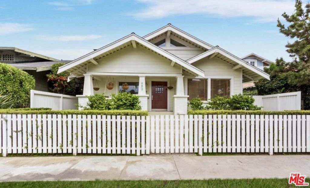 House in Los Angeles, California, United States 1 - 18705296