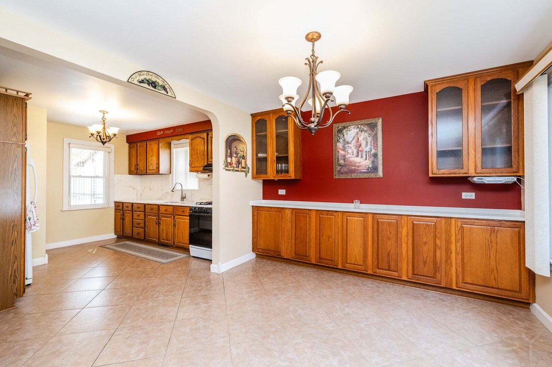 Casa a Melrose Park, Illinois, Stati Uniti 3 - 18706206