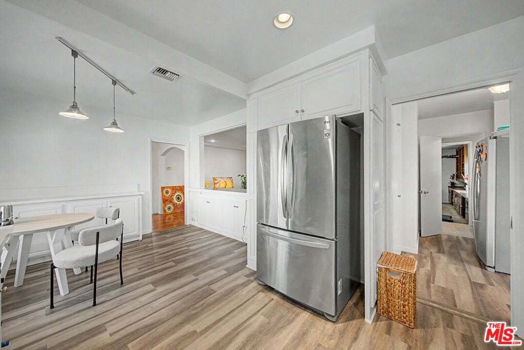 House in Downey, California, United States 5 - 18702945