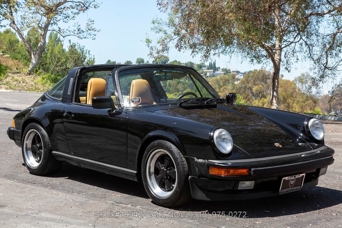 Porsche Carrera in Los Angeles, CA 3 - 18703914
