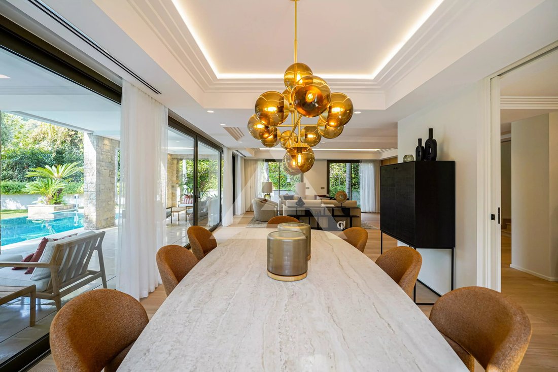 Villa in Saint-Jean-Cap-Ferrat, Provence-Alpes-Côte d'Azur, France 5 - 18704490