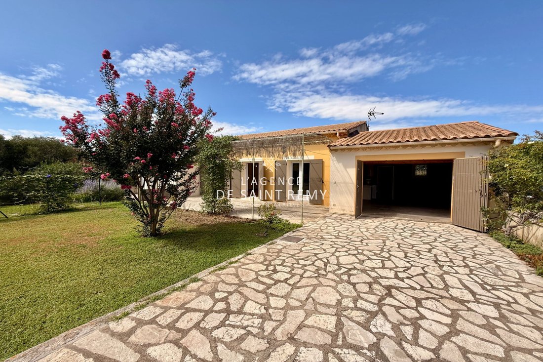 Villa en Saint-Remy-de-Provence, Provenza-Alpes-Costa Azul, Francia 3 - 16864257