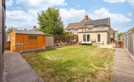 House in Horley, England 1