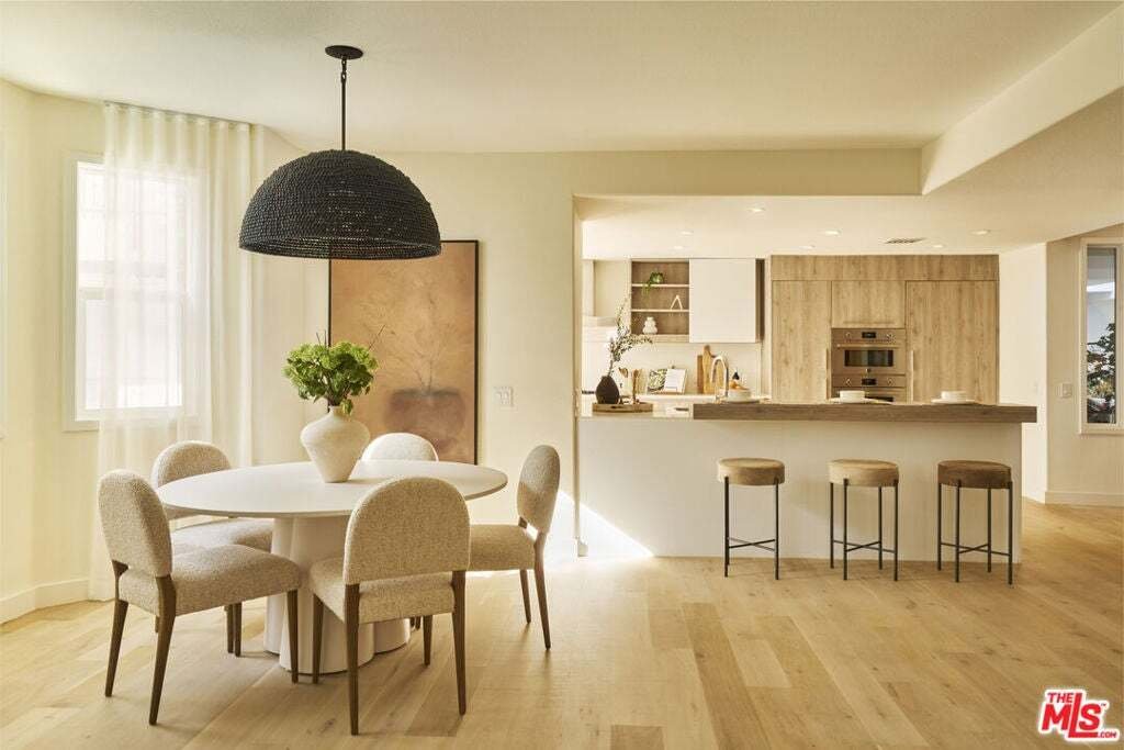 Condo in Malibu, California, United States 3 - 18705298
