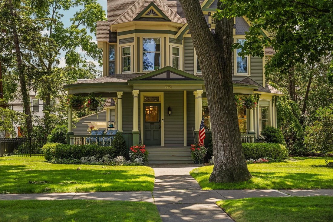 House in Garfield Township, Michigan, United States 2 - 18705214