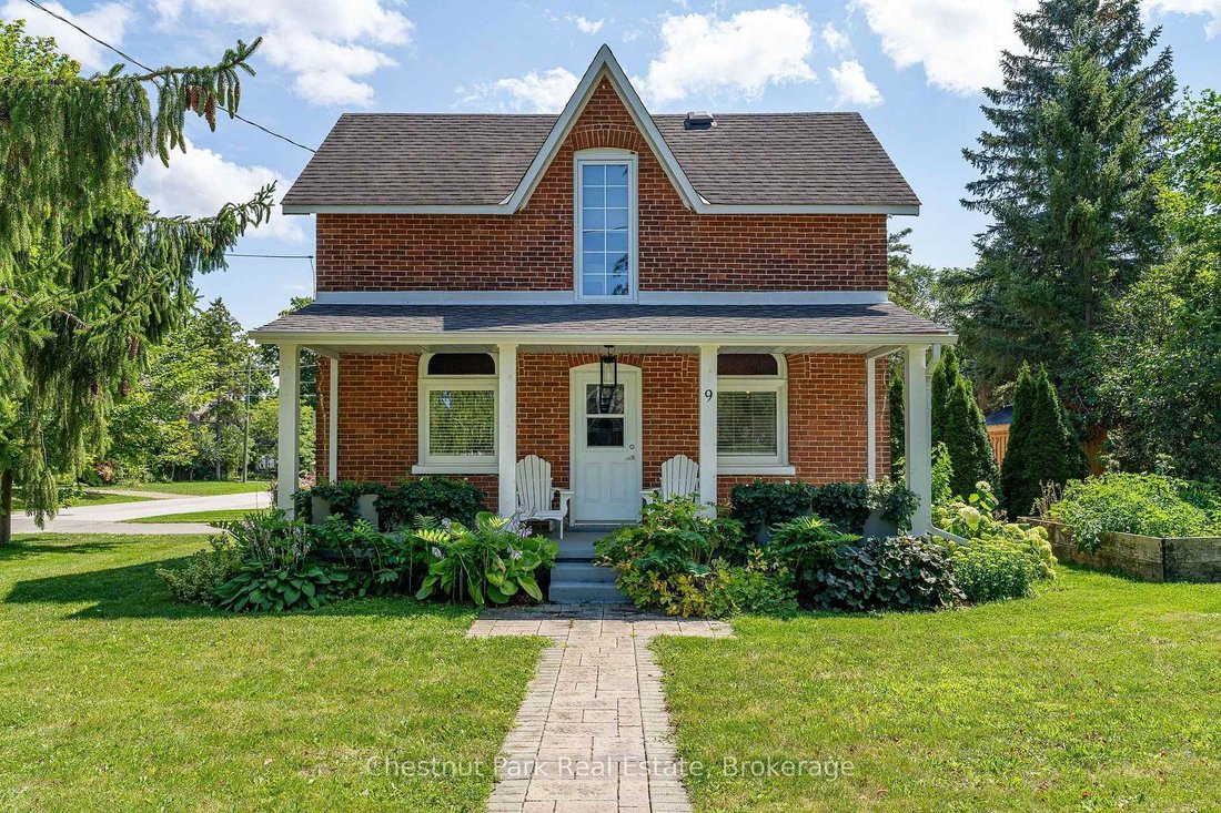 House in Clearview, Ontario, Canada 2 - 18709362