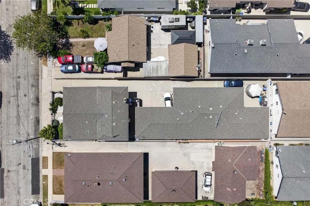 Hawthorne, California, United States 3 - 18705861
