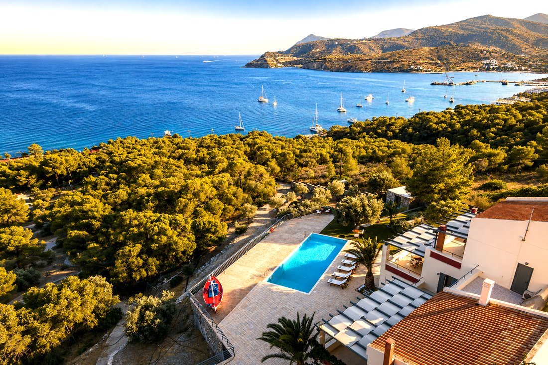 Villa in Aegina, Attica, Greece 1 - 18447155