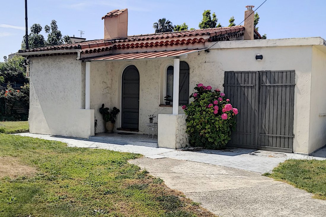 Maison à Val Fleuri-Montaleigne, Cagnes-sur-Mer, France 2 - 18706959