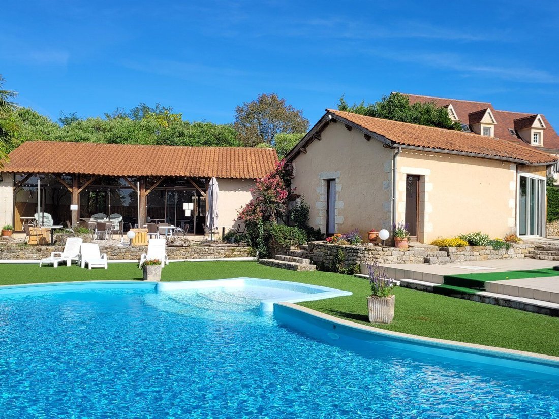 Villa in Zone Rurale, Figeac, France 3 - 18704593