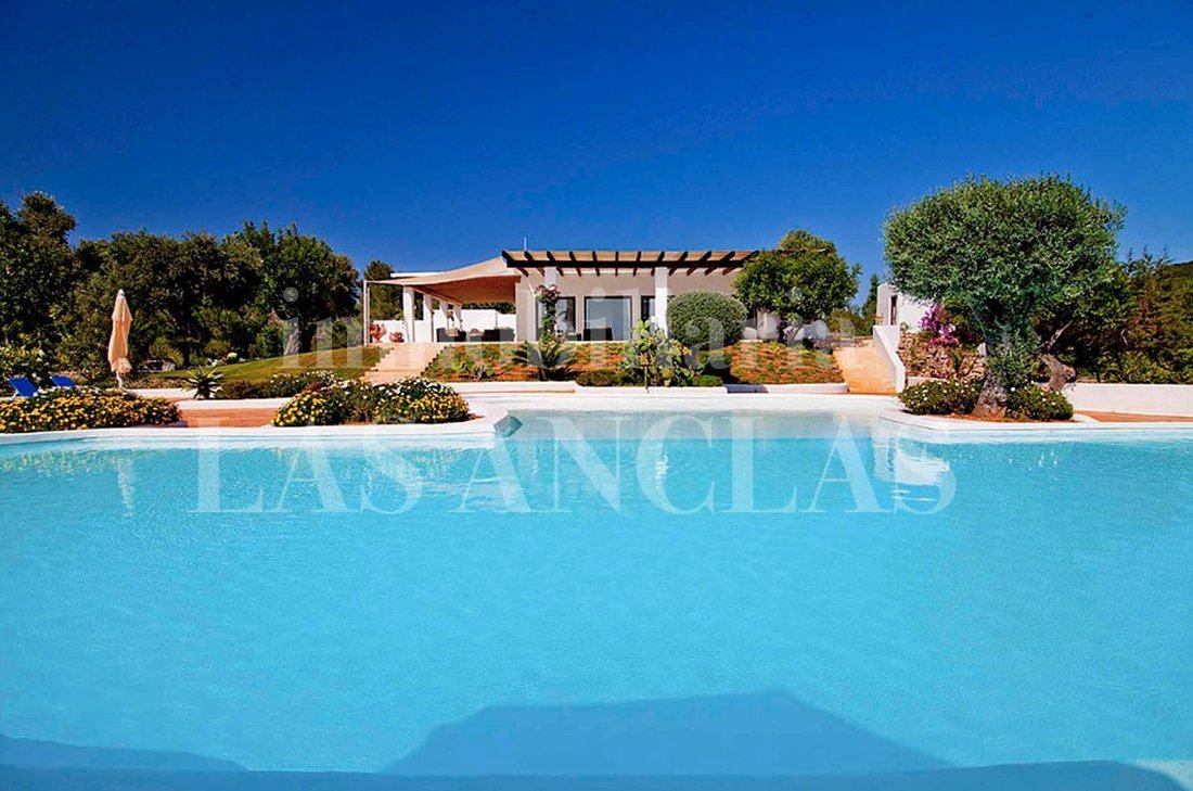 Villa in Jesus, Santa Eularia des Riu, Balearic Islands 2 - 18703917