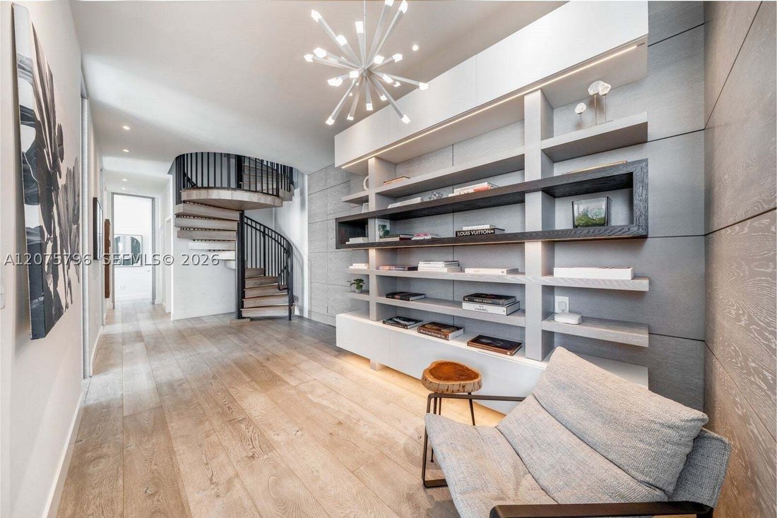 Condo in Miami, Florida, United States 4 - 18708554