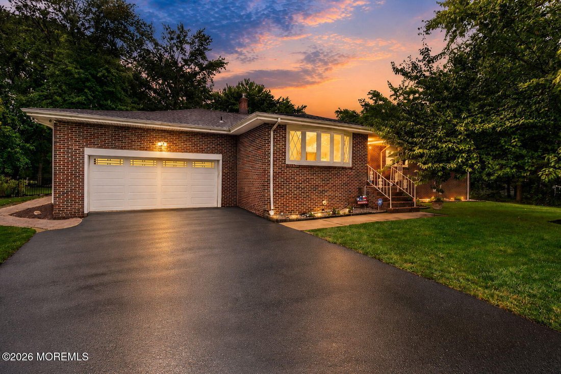 House in Old Bridge Township, New Jersey, United States 1 - 18705351