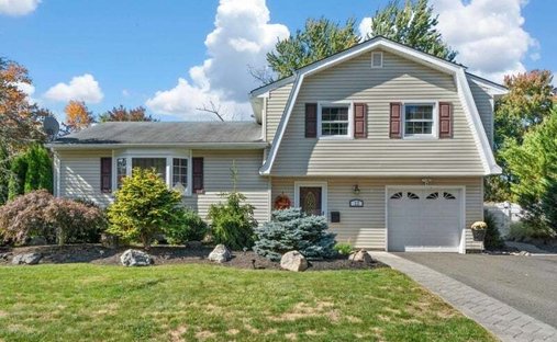House in Wanaque, New Jersey, United States 1