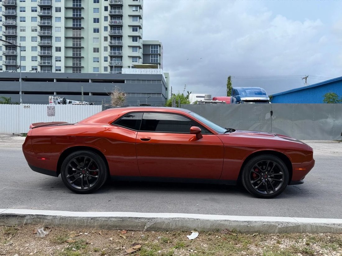 Coupe in Miami, FL, United States 5 - 18240452