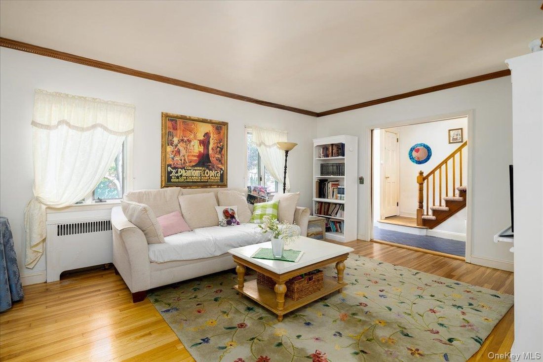 House in New York, New York, United States 4 - 18705735
