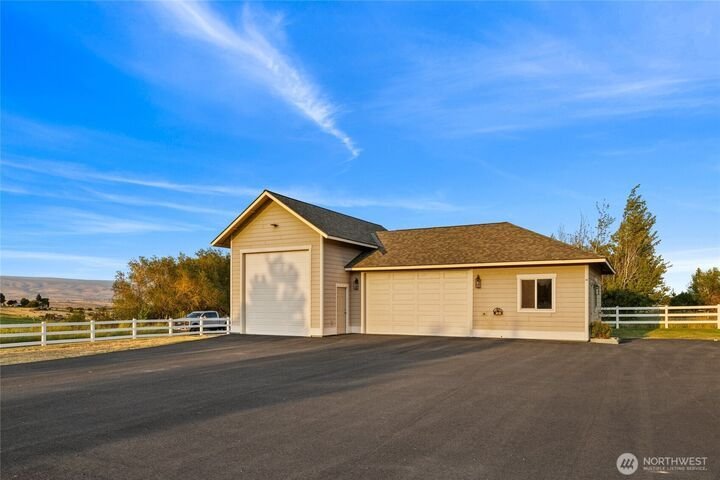 House in Ellensburg, Washington, United States 5 - 18712921