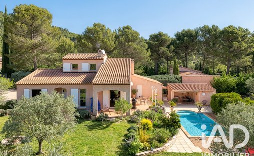 House in La Motte-d'Aigues, Provence-Alpes-Côte d'Azur, France 1