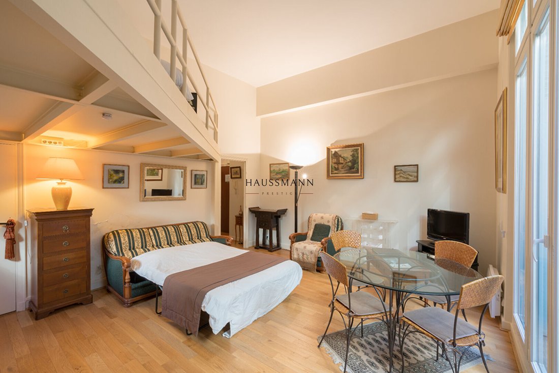 Apartment in Auteuil Nord, Paris 16e Arrondissement, Paris 4 - 18707490