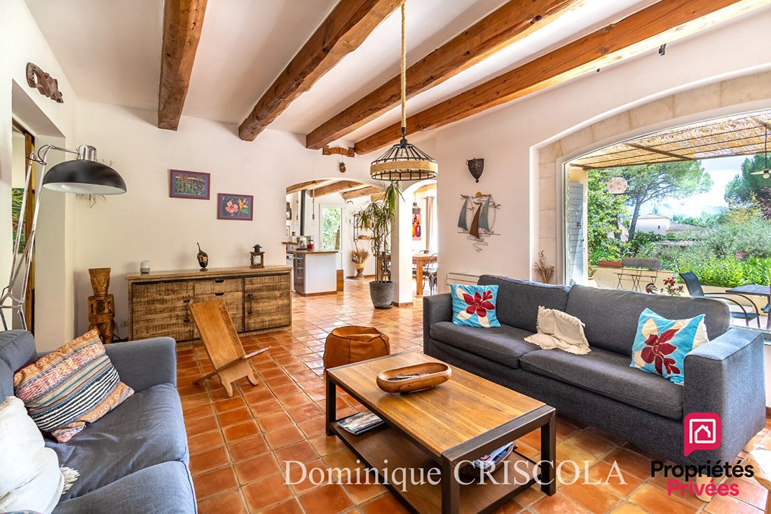Villa in Camps-la-Source, Provence-Alpes-Côte d'Azur, France 3 - 18707406