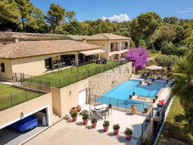 Villa in Fontmerle, Antibes, France 1 - 18481503