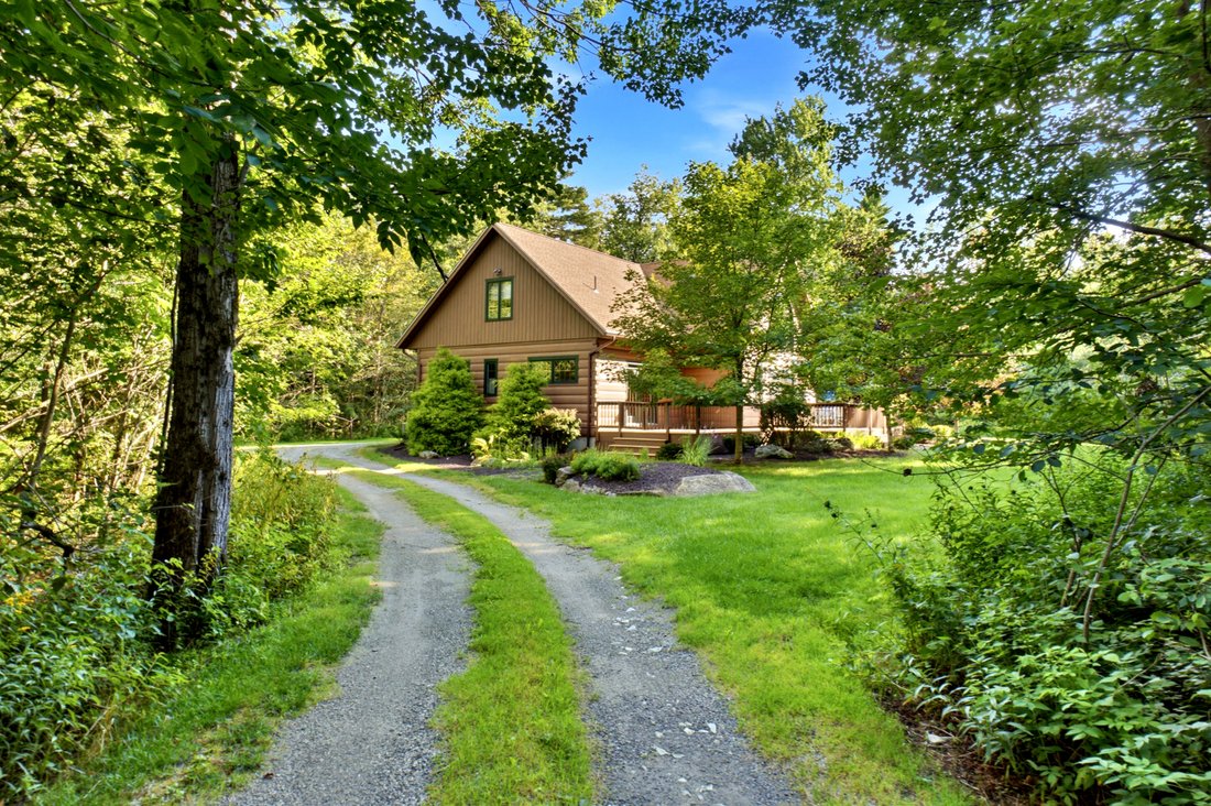 House in Becket, Massachusetts, United States 2 - 18704746
