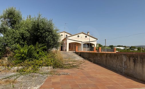 Townhouse in Vilanova i la Geltru, Catalonia, Spain 1