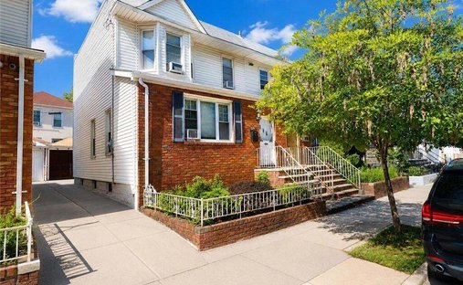 House in New York, New York, United States 1