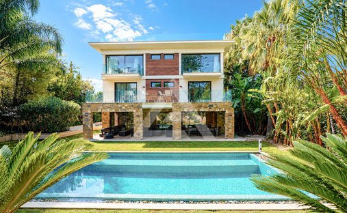 Villa in Saint-Jean-Cap-Ferrat, Provence-Alpes-Côte d'Azur, France 1