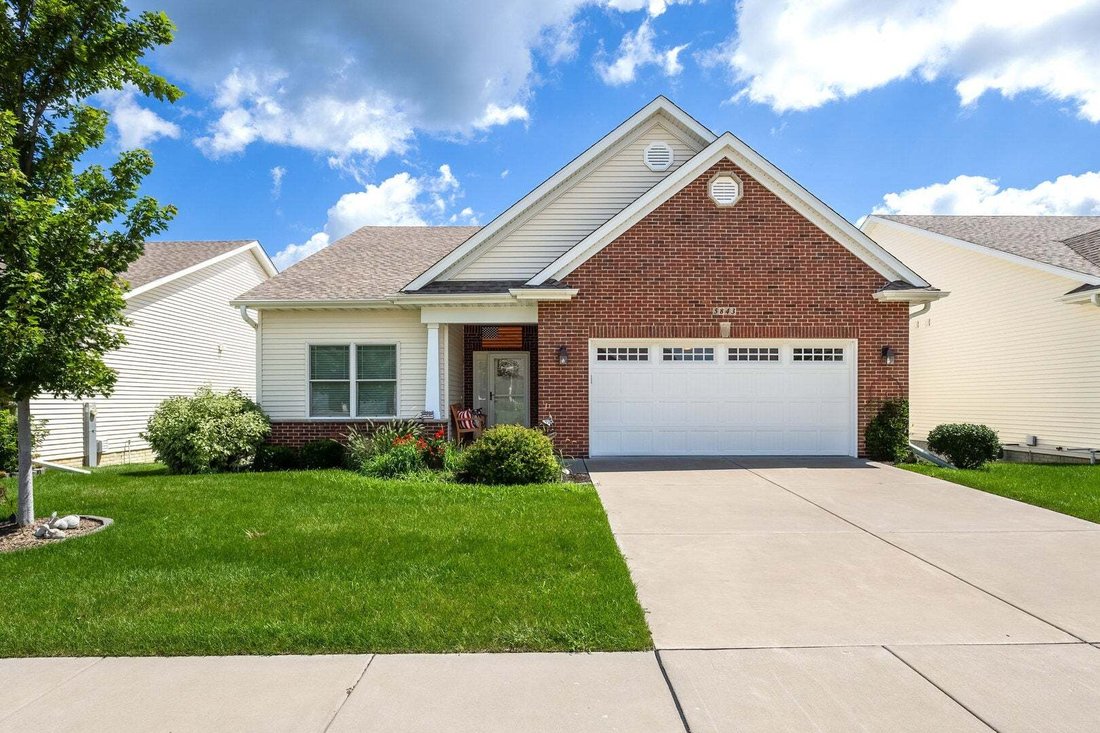 House in Bettendorf, Iowa, United States 3 - 18706177