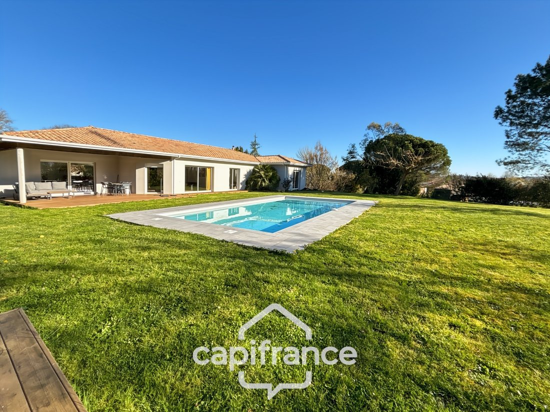 House in Sadirac, Nouvelle-Aquitaine, France 1 - 17521132