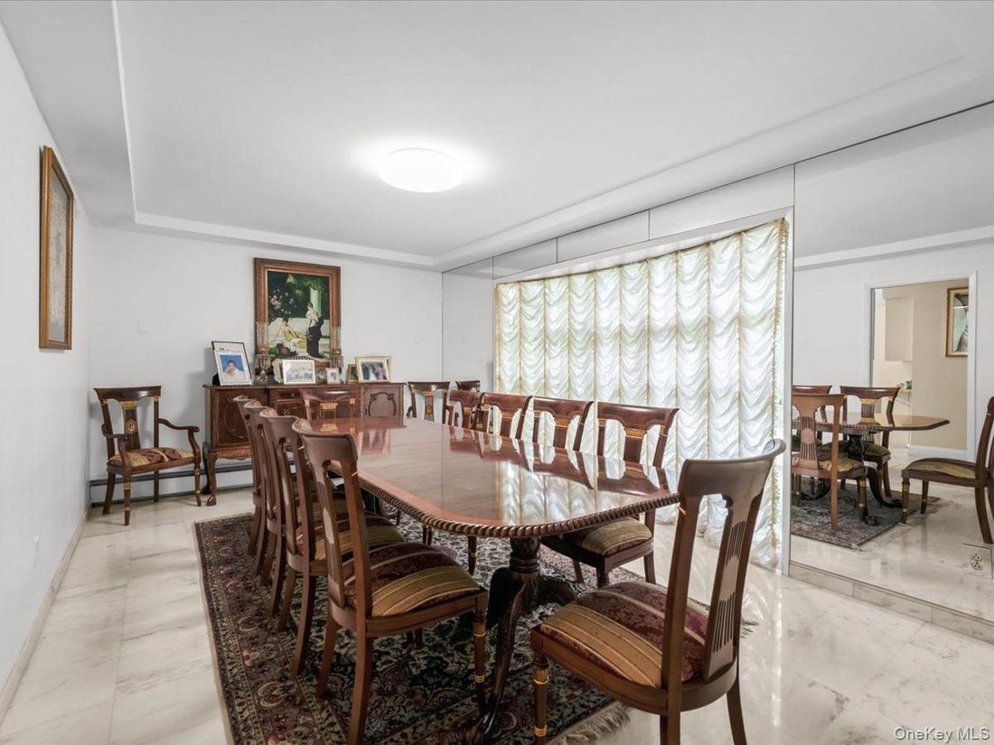 House in Great Neck, New York, United States 4 - 18703553