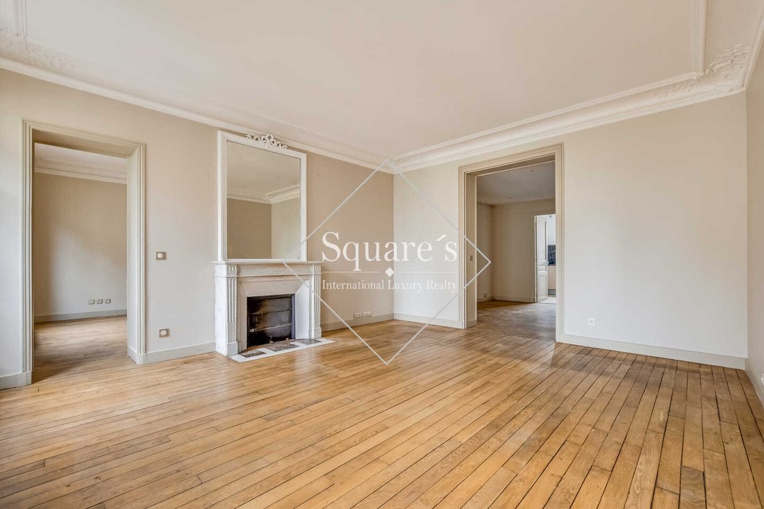 Apartment in La Plaine des Sablons, Neuilly-sur-Seine, France 1 - 18714855