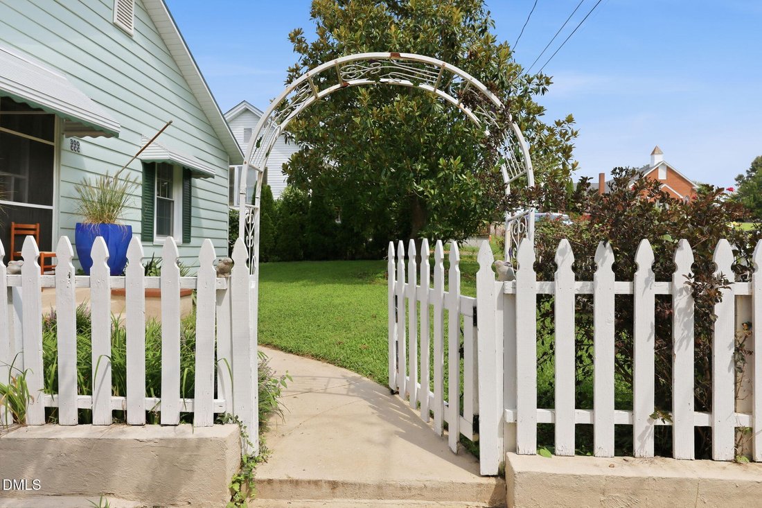 House in Hillsborough, North Carolina, United States 2 - 18703408