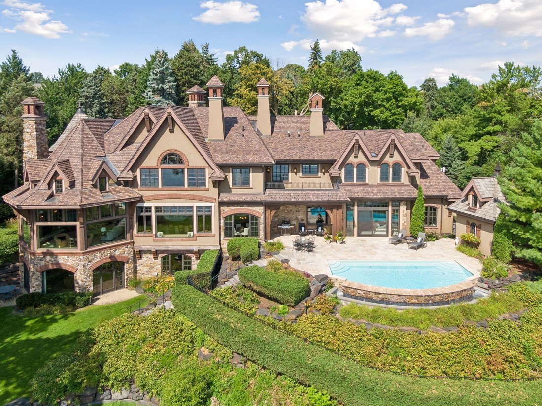 House in Wayzata, Minnesota, United States 4 - 17746601