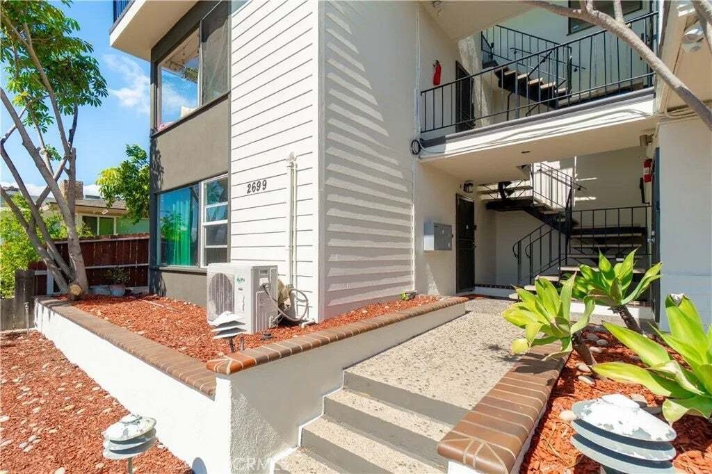 Andere in Long Beach, Kalifornien, Vereinigte Staaten 3 - 18708610