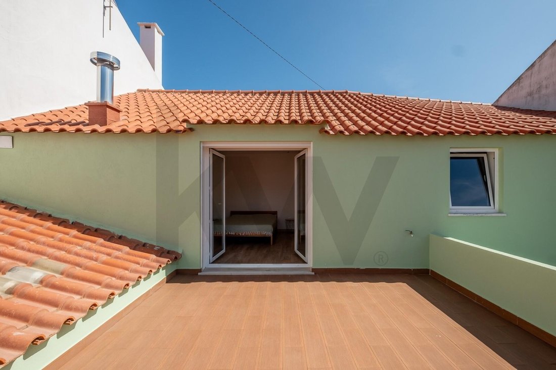 Townhouse in Enxara do Bispo, Gradil e Vila Franca do Rosario, Lisbon, Portugal 4 - 18713343