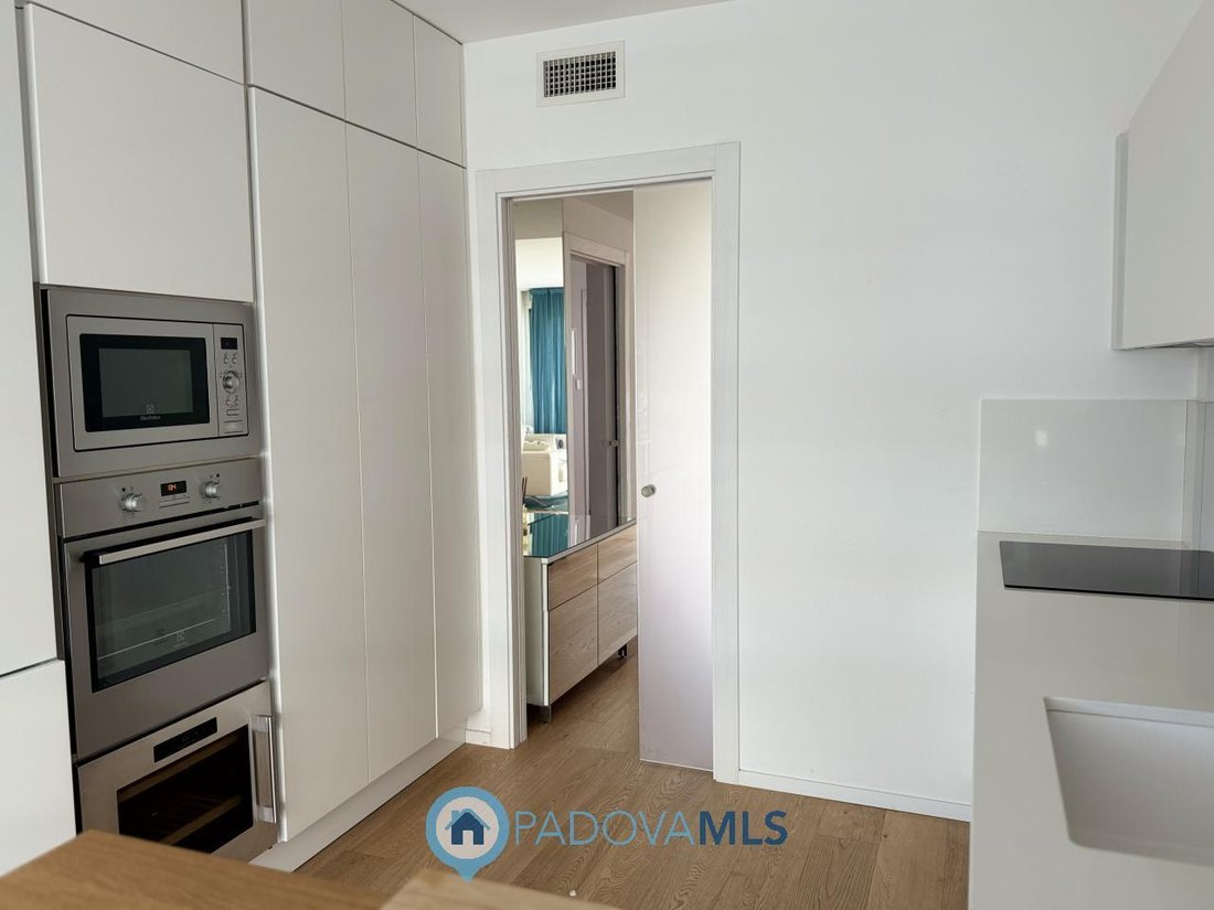 Apartment in Jesolo Town, Jesolo, Veneto 3 - 18707380