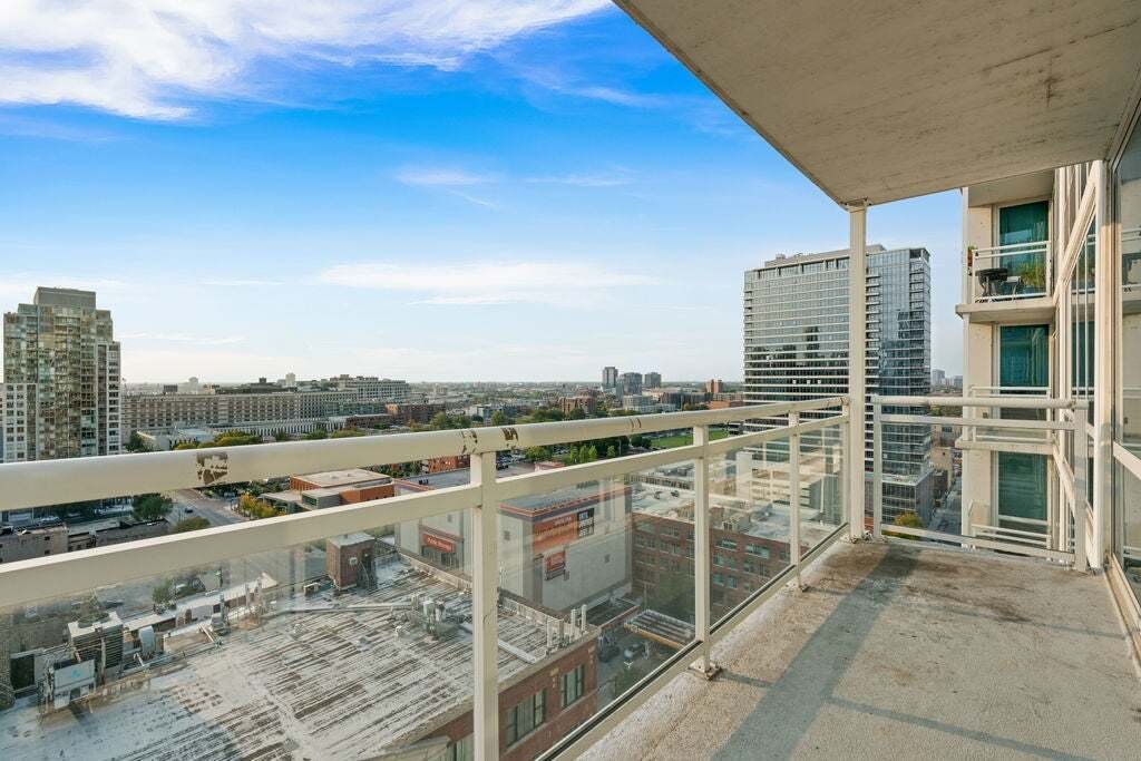 Condo in Chicago, Illinois, United States 4 - 18708790