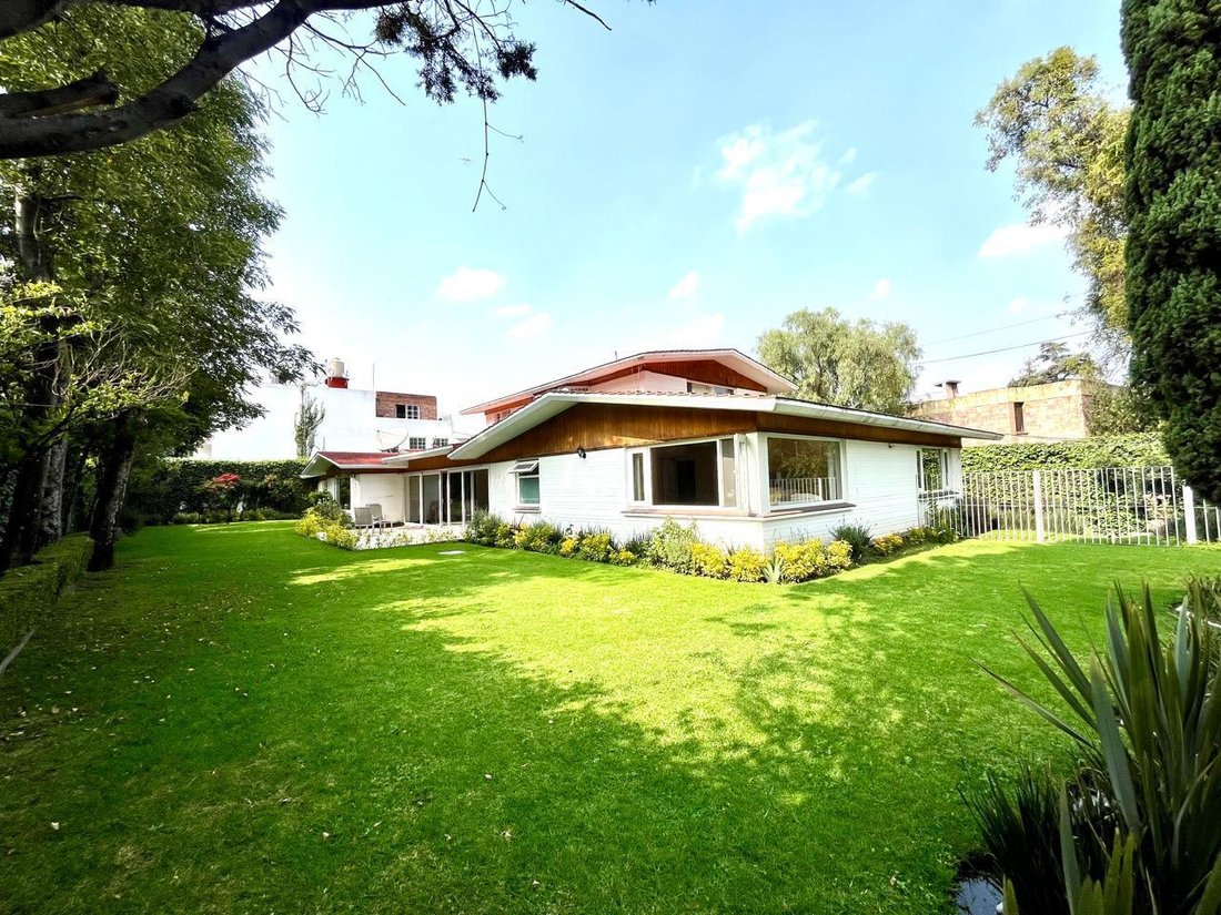 House in Mexico City, Mexico 4 - 18710833