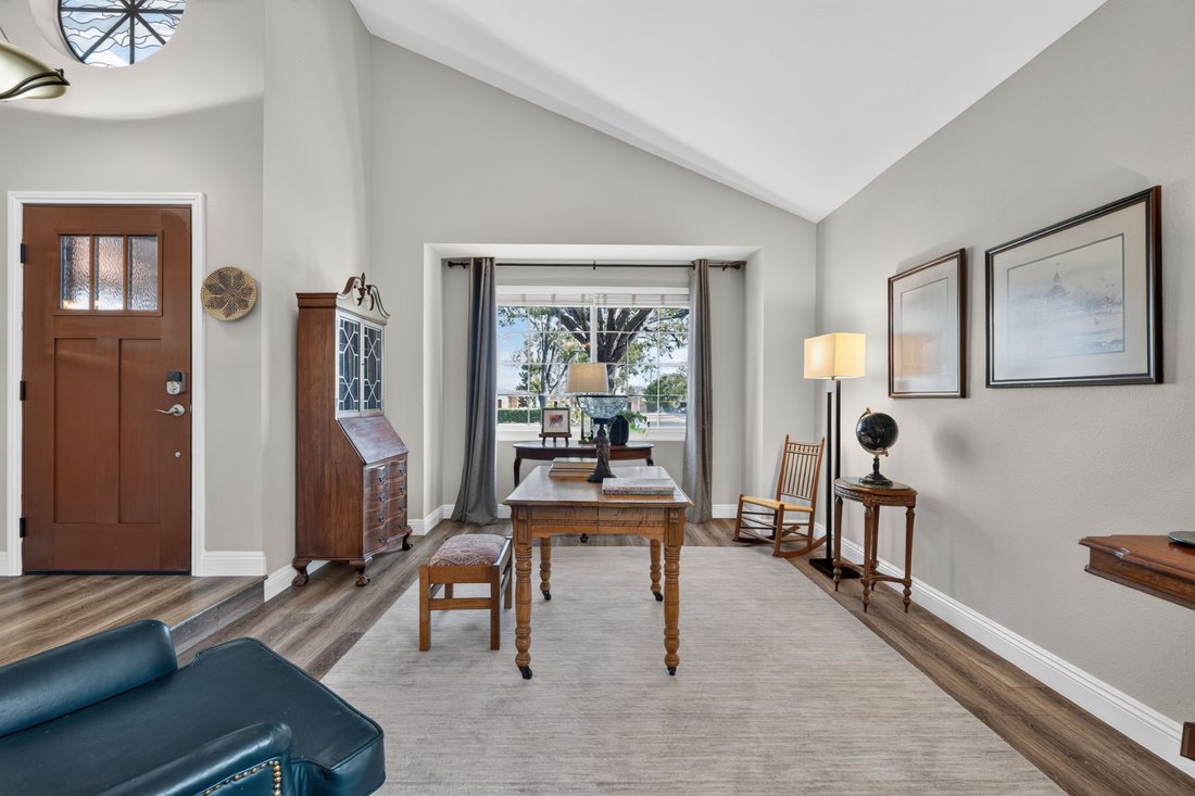 House in Upland, California, United States 5 - 18704525