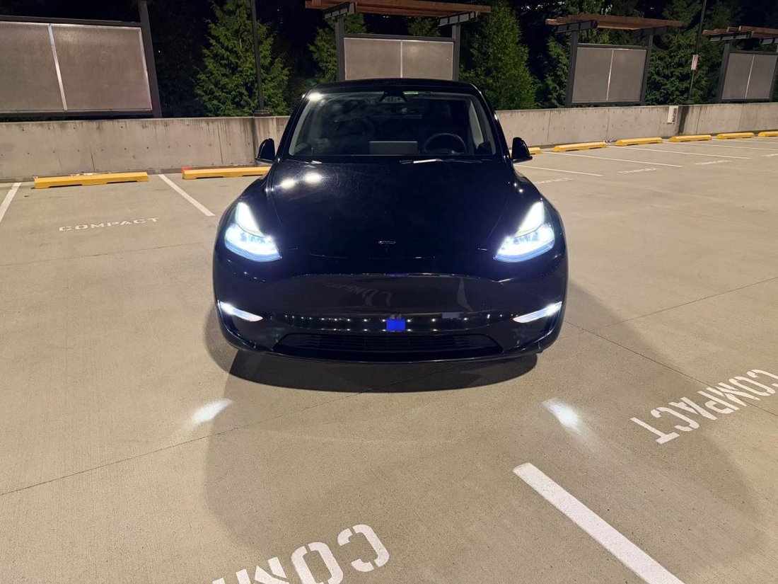 Suv in Bellevue, WA, United States 3 - 18712126