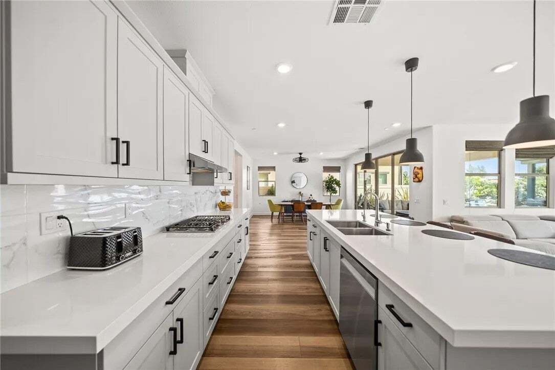 Condo in Escondido, California, United States 3 - 18711508
